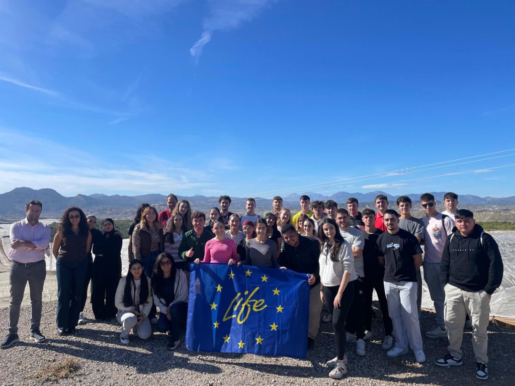 El proyecto Life Triplet realiza una acción formativa con estudiantes del grado de ingeniería agroalimentaria y de sistemas biológicos