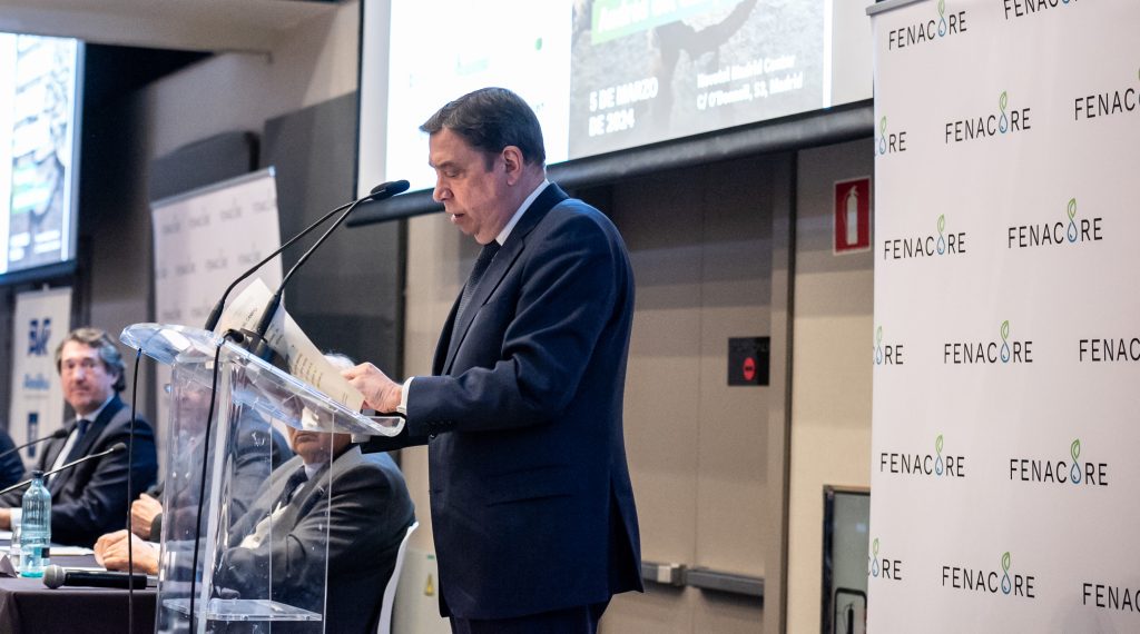 Planas inaugura el Congreso de Regantes  bajo la presión de la energía y los fertilizantes